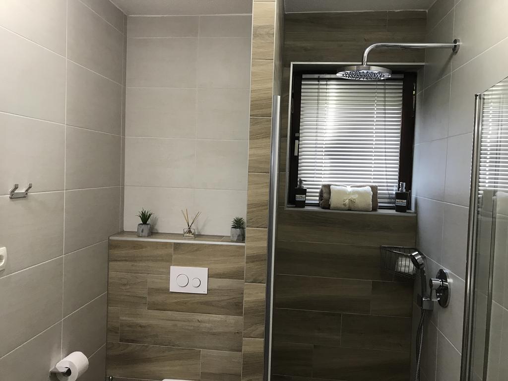 Plitvice Diamond Apartment Кореница Екстер'єр фото
